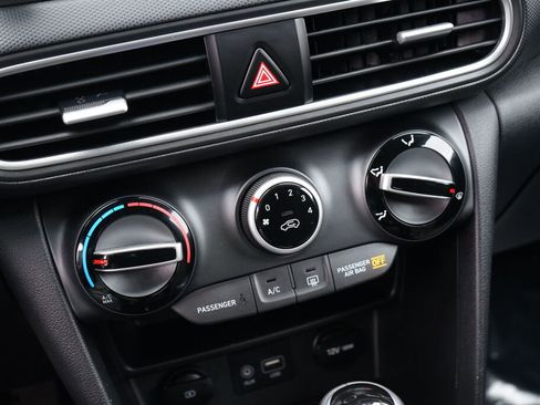 Used 2020 Hyundai Kona SEL image 19