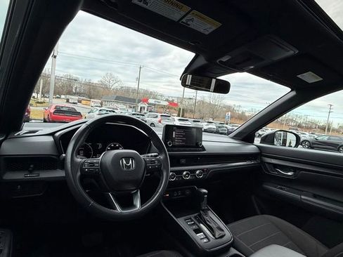 Used 2023 Honda CR-V Sport image 24