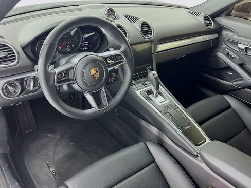 Certified 2025 Porsche 718 Cayman Certified Pre Owned image 3