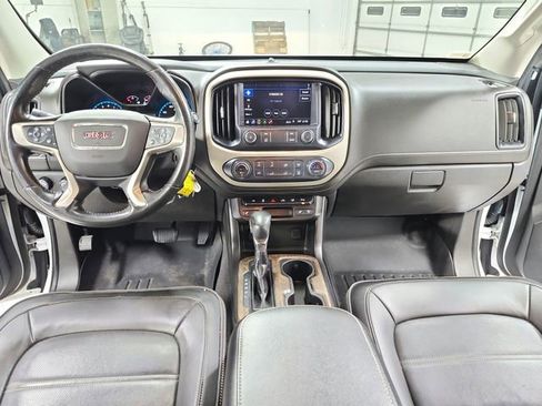 Used 2022 GMC Canyon Denali AWD/4WD image 25