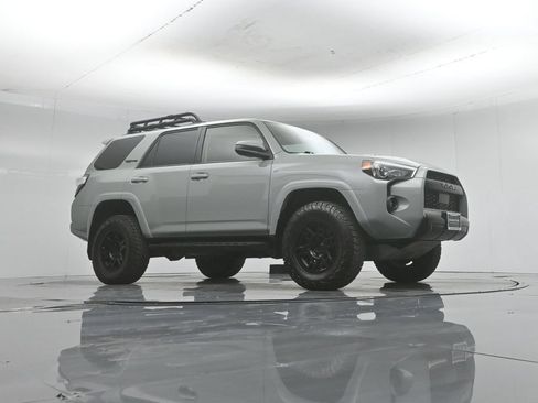 Used 2021 Toyota 4Runner TRD Pro AWD/4WD image 4