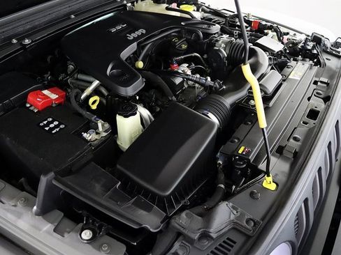 Used 2021 Jeep Wrangler Unlimited Rubicon image 36