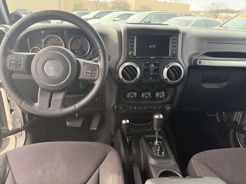 Used 2013 Jeep Wrangler Unlimited Sahara w/ Connectivity Group image 29