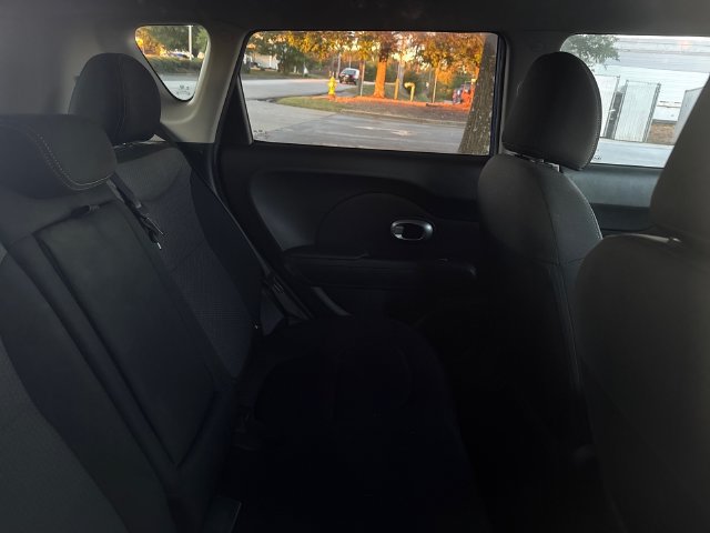 Used 2019 Kia Soul + FWD image 4