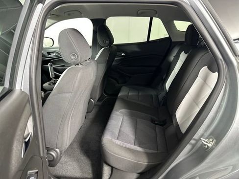 Used 2024 Chevrolet Trax LS w/ LS Convenience Package image 25