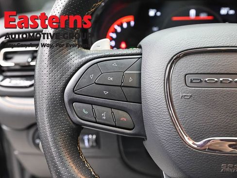 Used 2025 Dodge Durango R/T AWD/4WD image 15