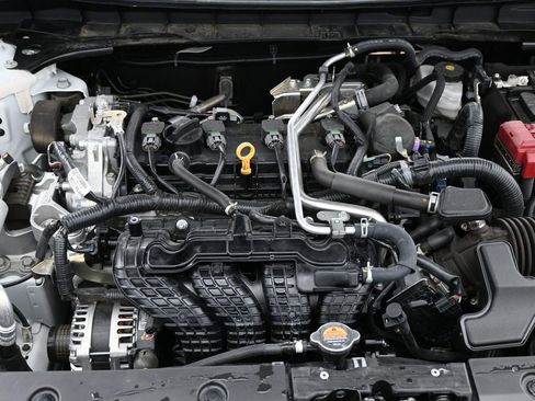 Used 2025 Nissan Altima 2.5 SV image 37