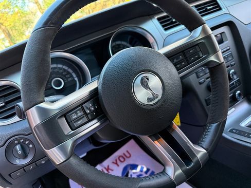 Used 2013 Ford Mustang Shelby GT500 image 50