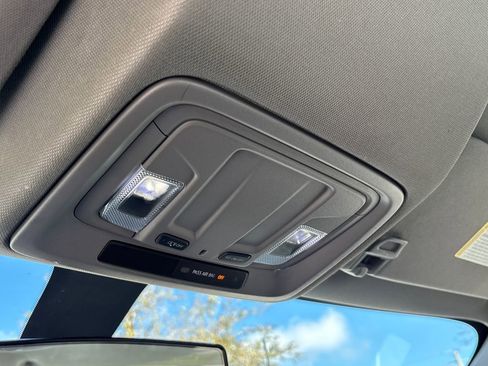 Used 2022 GMC Sierra 2500 Pro w/ Fleet Convenience Package image 21