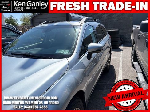 Used 2018 Subaru Outback 3.6R Limited AWD/4WD image 7