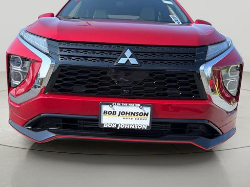Used 2024 Mitsubishi Eclipse Cross SE AWD/4WD image 2