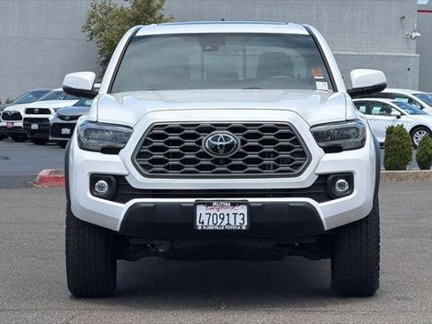 Certified 2023 Toyota Tacoma TRD Off-Road w/ TRD Premium Off Road Package AWD/4WD image 10