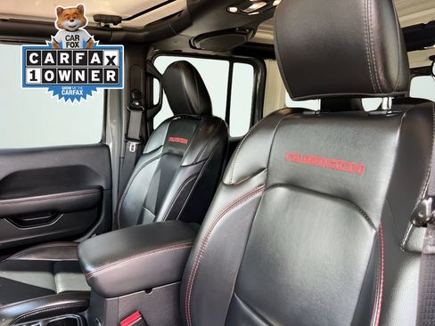 Used 2022 Jeep Wrangler Unlimited Rubicon AWD/4WD image 35