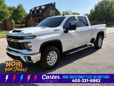 Used 2024 Chevrolet Silverado 2500 LT AWD/4WD image 5