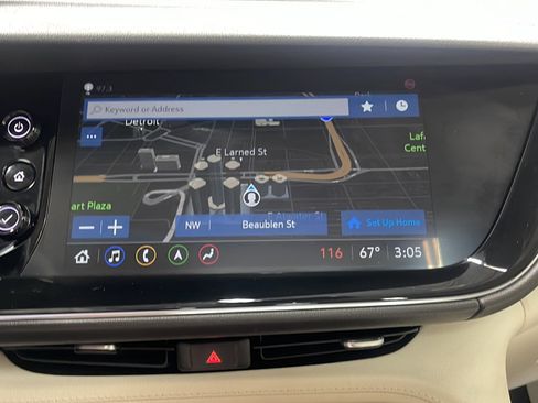 Used 2023 Buick Envision Avenir FWD image 9