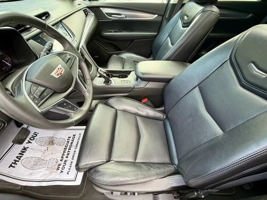 Used 2017 Cadillac XT5 Premium Luxury AWD/4WD image 11