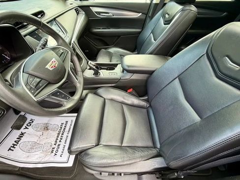 Used 2017 Cadillac XT5 Premium Luxury AWD/4WD image 11