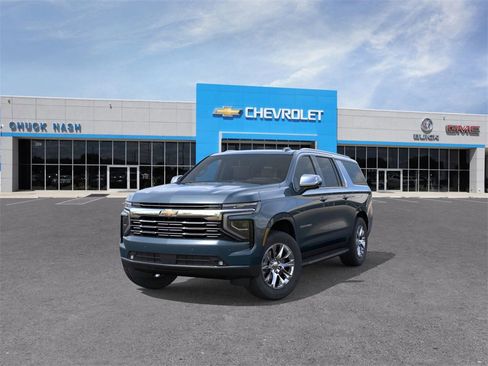 New 2026 Chevrolet Suburban Premier image 32