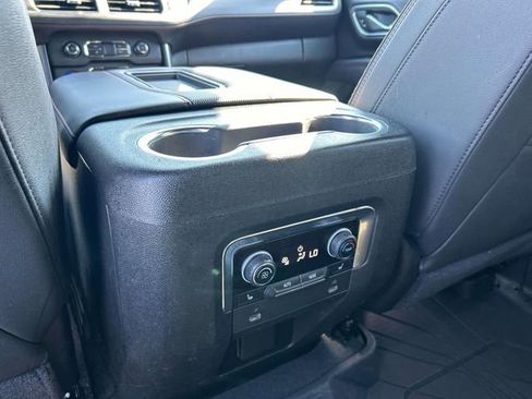 Used 2021 Chevrolet Tahoe RST w/ Luxury Package AWD/4WD image 19