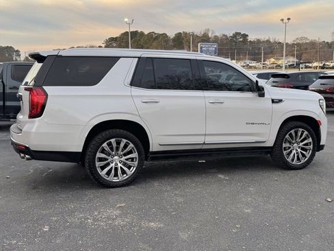 Used 2021 GMC Yukon Denali w/ Denali Premium Package image 7