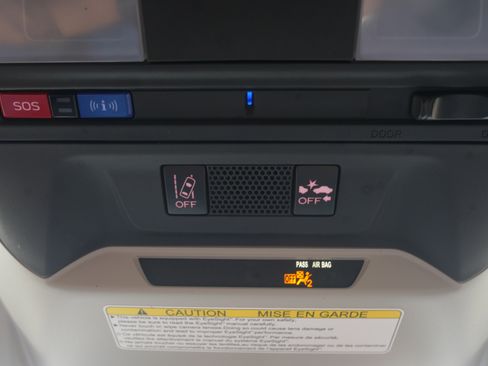 Used 2022 Subaru Crosstrek 2.5i Limited w/ Popular Package #4 image 17