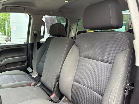 Used 2018 GMC Sierra 1500 SLE w/ SLE Value Package AWD/4WD image 12