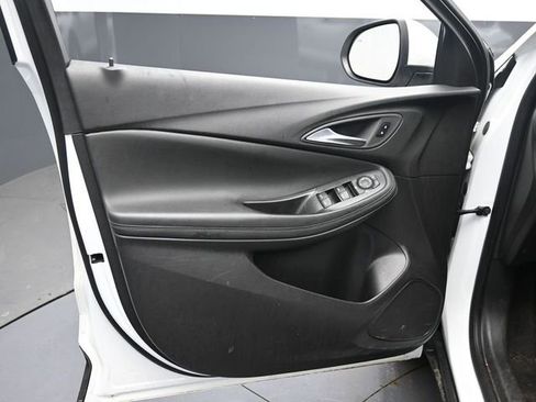 Used 2025 Buick Encore GX Preferred image 13