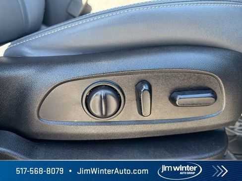 Used 2020 Buick Enclave Essence w/ Sound and Sites Package image 18