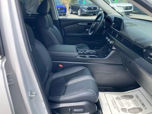Used 2023 Honda Pilot Touring image 20