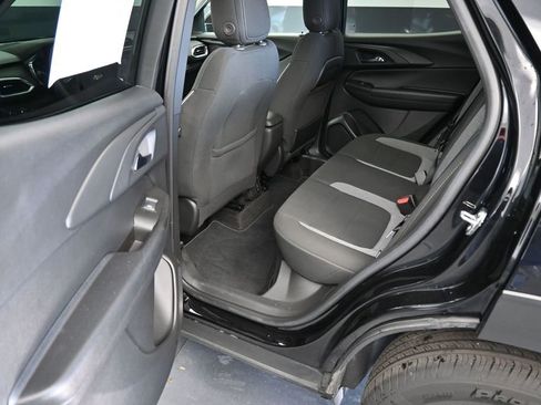 Used 2023 Chevrolet TrailBlazer LT w/ Convenience Package FWD image 17