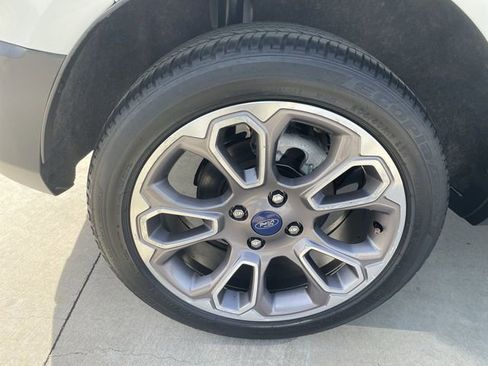 Used 2021 Ford EcoSport Titanium FWD image 33