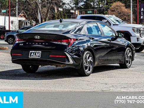 Used 2025 Hyundai Elantra Sport image 6