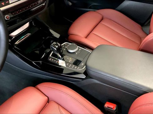 Used 2024 BMW X3 xDrive30i w/ Convenience Package image 17