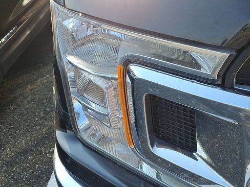 Used 2019 Ford F150 XLT w/ Equipment Group 302A Luxury AWD/4WD image 4