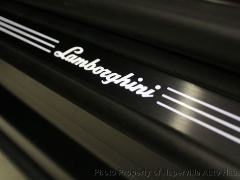 Used 2023 Lamborghini Urus S image 74