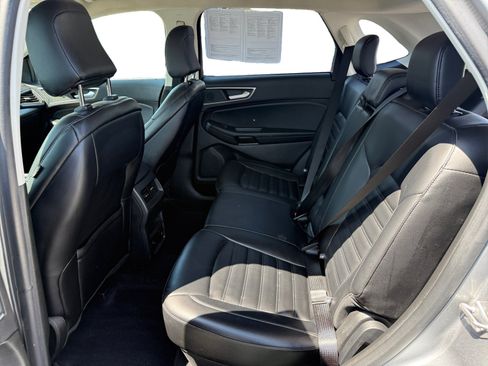 Certified 2024 Ford Edge SEL w/ Convenience Package AWD/4WD image 16