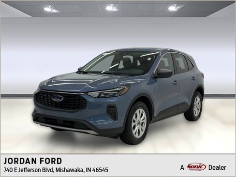Certified 2024 Ford Escape Active AWD/4WD image 1