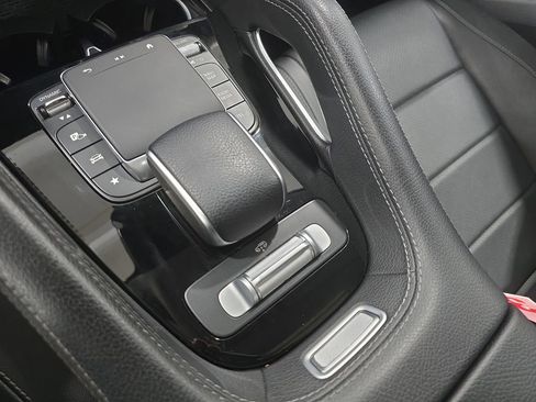 Used 2024 Mercedes-Benz GLS 450 4MATIC image 23