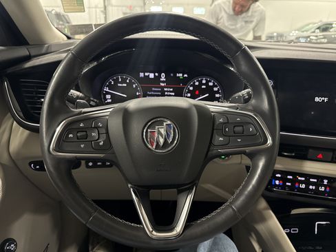 Used 2022 Buick Envision Avenir w/ Technology Package II AWD/4WD image 10