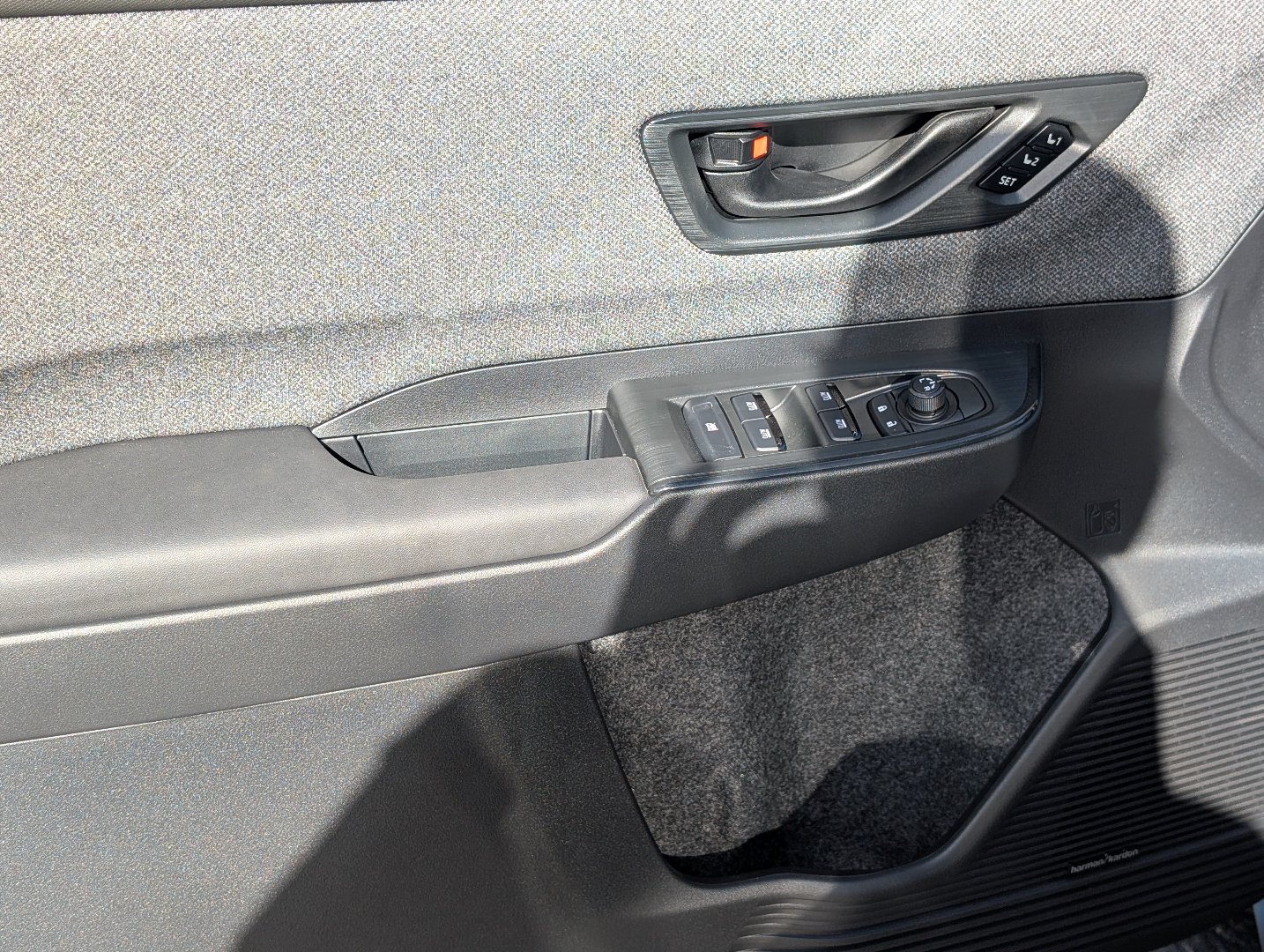 New 2026 Subaru Outback Limited AWD/4WD image 18