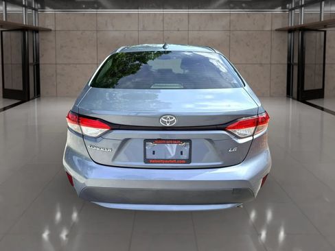Used 2020 Toyota Corolla LE FWD image 4