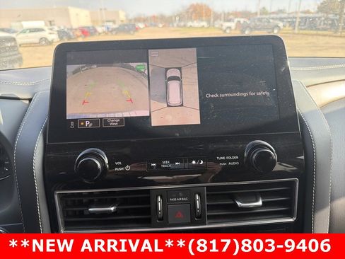 Used 2024 INFINITI QX80 Premium Select w/ Cargo Package image 15