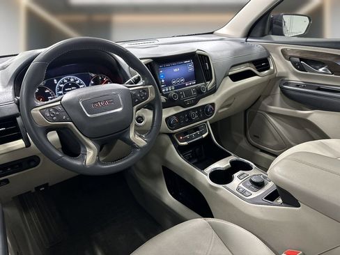 Used 2022 GMC Terrain Denali w/ Black Diamond Edition AWD/4WD image 12