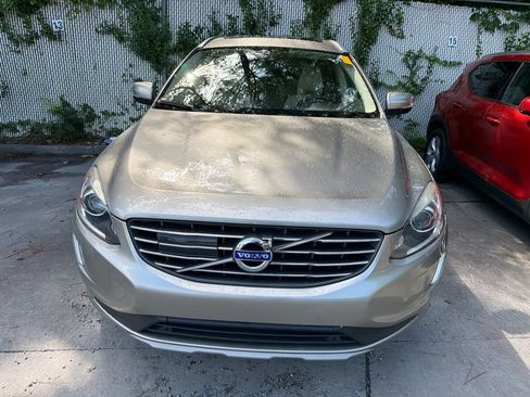 Used 2016 Volvo XC60 T5 Platinum FWD image 2