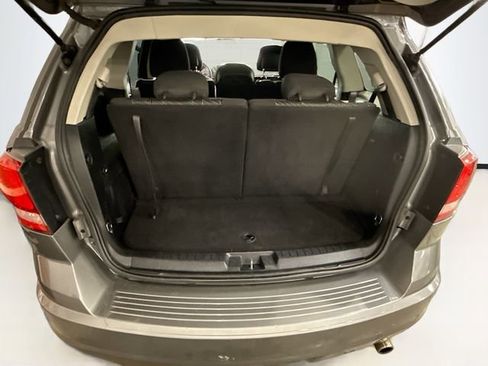 Used 2012 Dodge Journey SE image 23