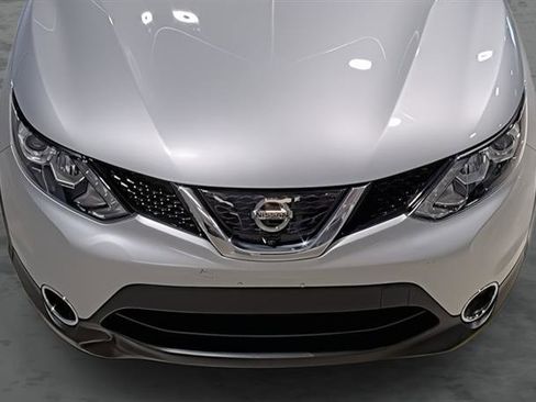 Used 2018 Nissan Rogue Sport SL w/ SL Premium Package AWD/4WD image 17