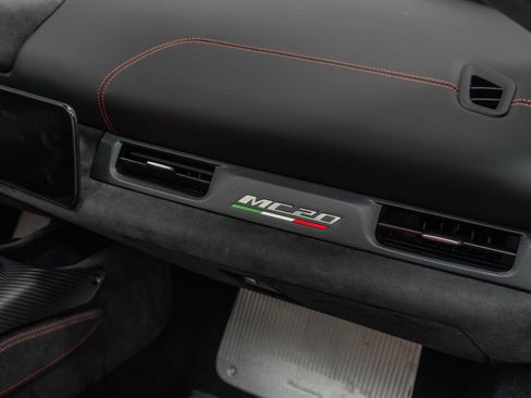 Used 2023 Maserati MC20 Cielo -351 Miles, Lightweight image 30