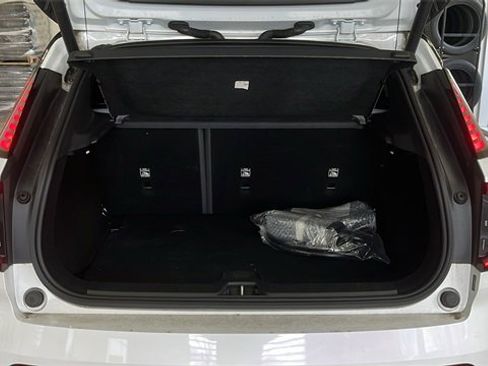 Certified 2025 Volvo EX30 Ultra image 23