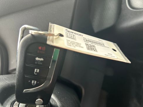 Used 2023 Toyota Corolla LE image 33