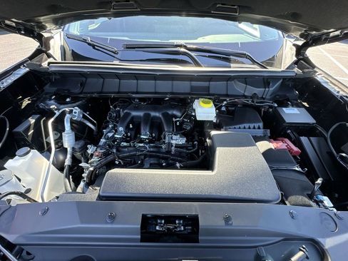 New 2026 Nissan Pathfinder SL image 27